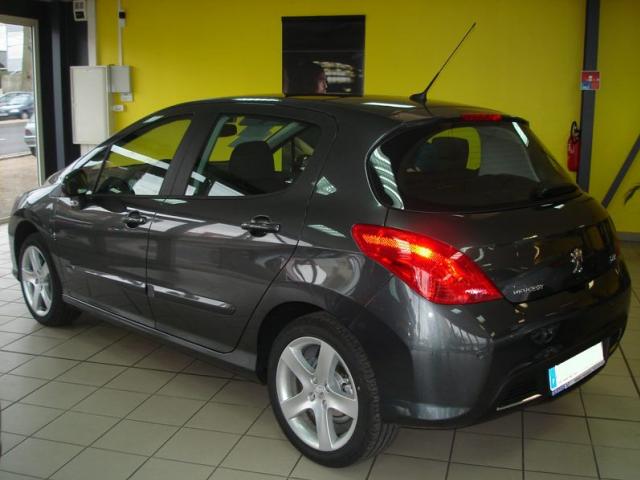 http://www.forum-peugeot.com/Forum/mesimages/20582/308 (85).jpg